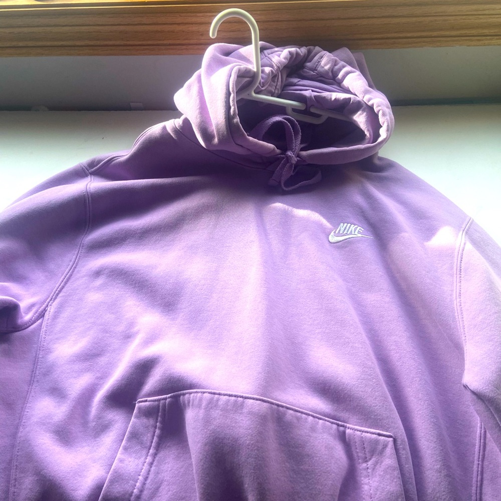 Nike hoodie
Color: Lilac 
Good condition
